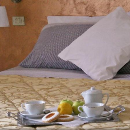B&B Melibleo Melilli Eksteriør billede