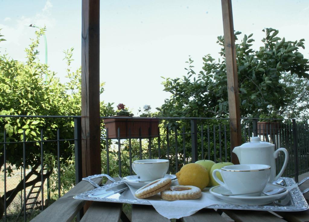 B&B Melibleo Melilli Eksteriør billede